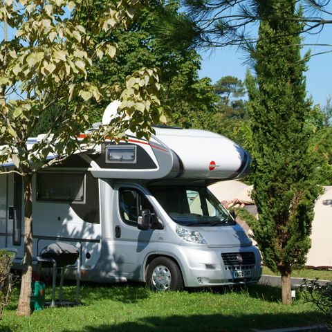 EMPLACEMENT - Confort avec électricité