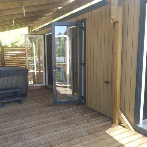 MOBILHOME 4 personnes - Cottage Ansouis - 33m² - 2 chambres - 2 salles de bain + Jacuzzi