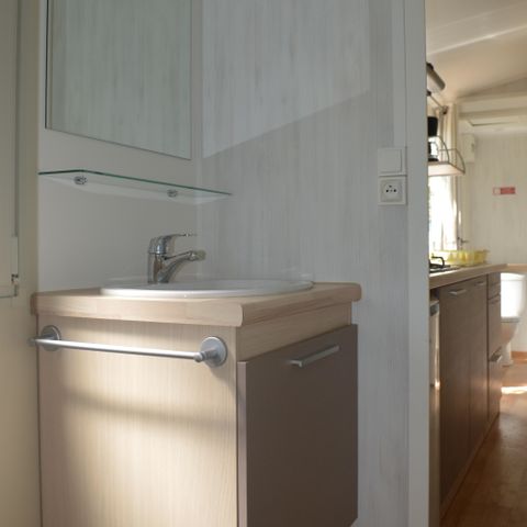 Stacaravan 4 personen - Comfort met airconditioning - 2 slaapkamers