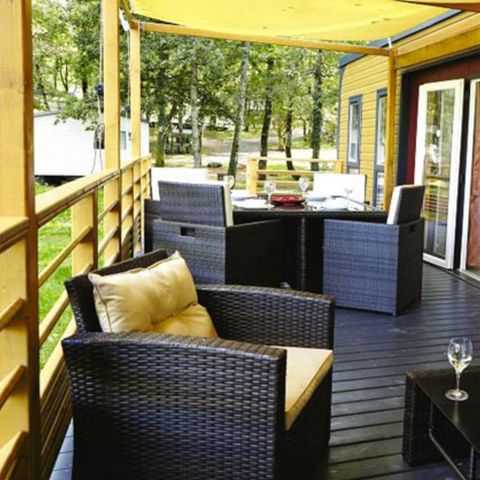 STACARAVAN 8 personen - Stacaravan | Ultimate | 3 slaapkamers | 6/8 Pers | Verhoogd terras | Airconditioning | TV