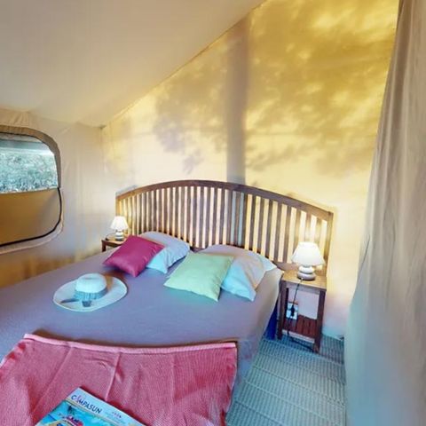 CANVAS AND WOOD TENT 4 people - Eco Lodge Verdon - 34m² - 2 bedrooms (without bathroom)