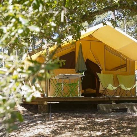 Tent 5 personen - Natuurtent - 2 slaapkamers (geen sanitair)