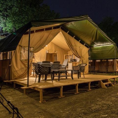 CANVAS AND WOOD TENT 4 people - Safari tent with private bathroom