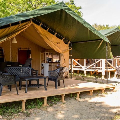 CANVAS AND WOOD TENT 4 people - Safari tent with private bathroom