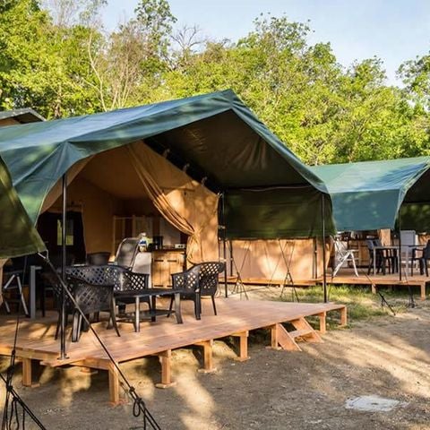 CANVAS AND WOOD TENT 4 people - Safari tent with private bathroom