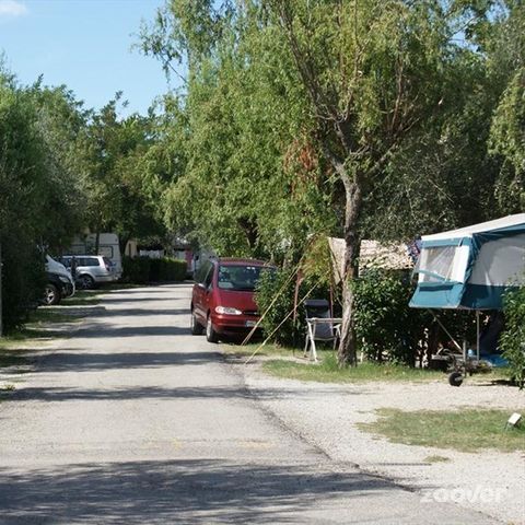 EMPLACEMENT - Emplacement Tenda