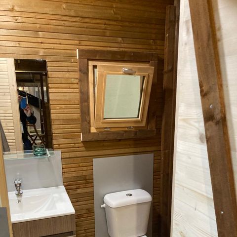 HÉBERGEMENT INSOLITE 4 personnes - Cabane Valbelle