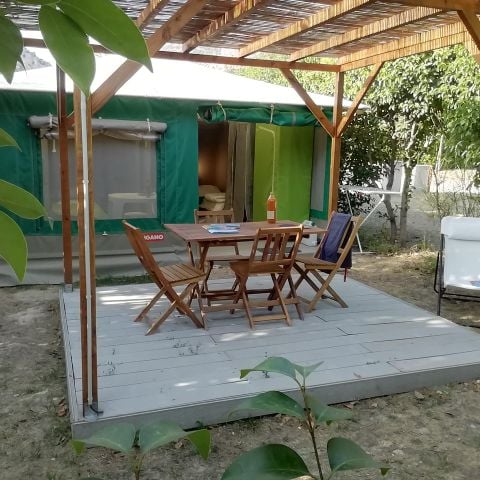 CANVAS BUNGALOW 4 people - Canvas bungalow (2 bedrooms, 21m²) - No sanitary facilities (no WC, no bathroom)