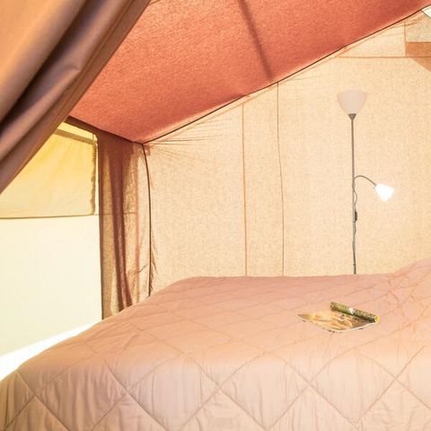 CANVAS AND WOOD TENT 5 people - Nature Tent - 2 bedrooms (no sanitary facilities)