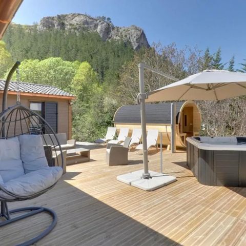 CHALET 6 personnes - Chalet Exception SPA - 3 chambres dont 2 chambres parentales - draps, serviettes et plancha