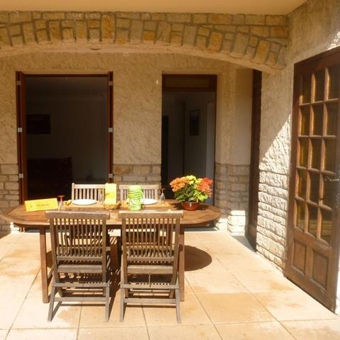 COUNTRY HOUSE 8 people - Gîte Les Oliviers 80m² Premium (2bed - 8pers) + LV + Terrace + Garden