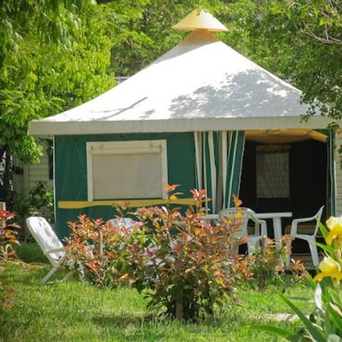 Tent 5 personen - TRAPPER (zonder sanitair)