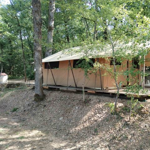 TENT 5 people - Cahors tent (without sanitary facilities)