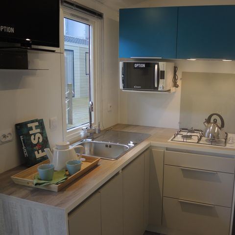 MOBILHOME 5 personnes - PREMIUM Bois 28m² - 2 chambres + terrasse couverte + TV + LV +BBQ + SOLARIUM