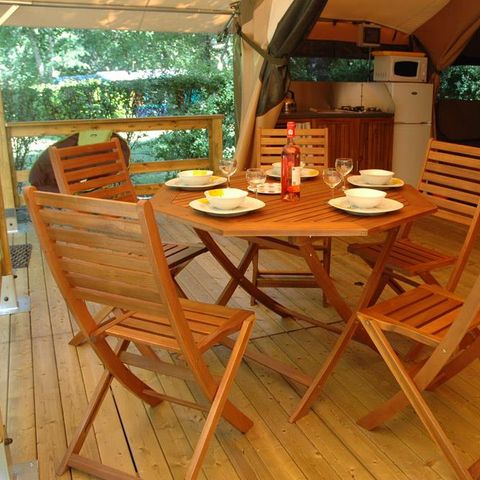 TENDA IN TELA E LEGNO 5 persone - Lodge VICTORIA 30m² / 2 camere (senza bagno)