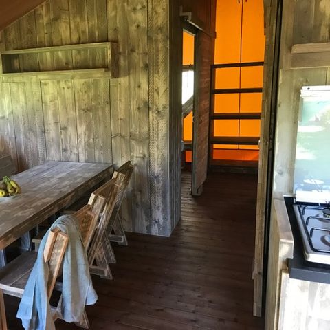 CANVAS AND WOOD TENT 6 people - Insolite Comfort Lodge 3 rooms (without sanitary facilities)