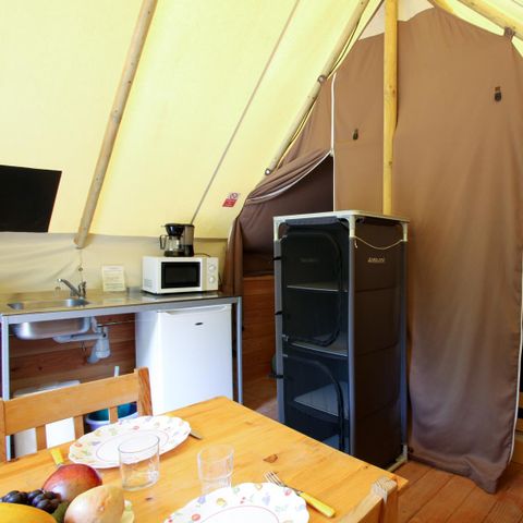 CANVAS AND WOOD TENT 4 people - The Roofed Hut