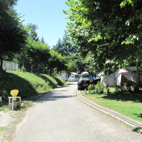 EMPLACEMENT - Tente ou Caravane ou Camping car