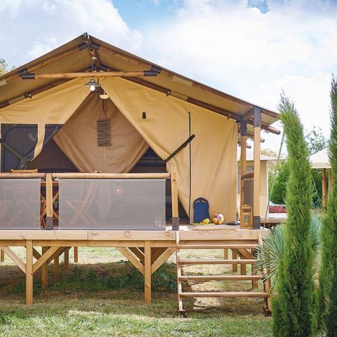 CANVAS AND WOOD TENT 5 people - LODGE BALI CONFORT Without sanitary facilities