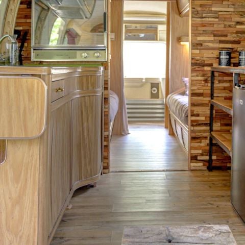 CARAVAN 2 people - AMERICAN AIRSTREAM with Spa