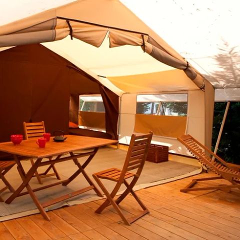 TENTE 5 personnes - LODGE (Sans sanitaires)