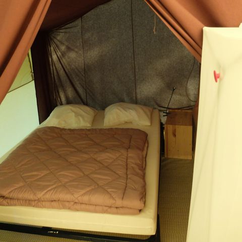 TENT 5 personen - LODGE (zonder sanitair)