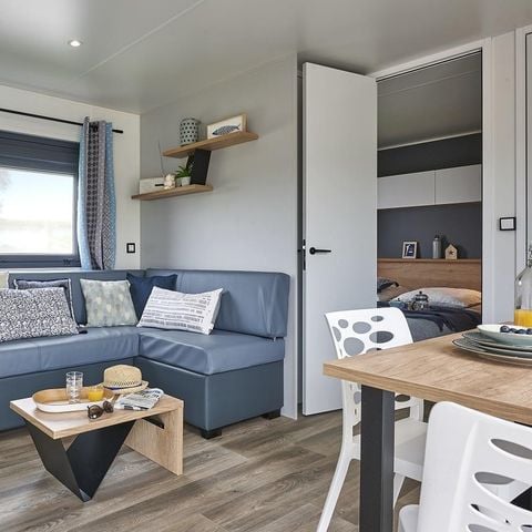 Mobilheim 4 Personen - Premium (2019)-2 Schlafzimmer-großes Wohnzimmer TV, Esszimmer,Küche-große Terrasse-free WIFI