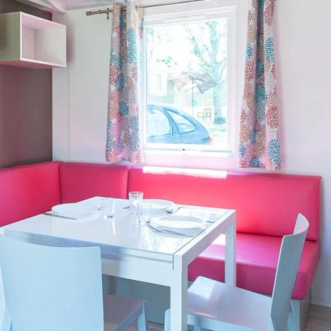 MOBILHOME 6 personas - ZONA DE CONFORT, 34 m² con aire acondicionado - Tv /LV