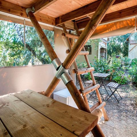 UNUSUAL ACCOMMODATION 2 people - Bivouac on stilts