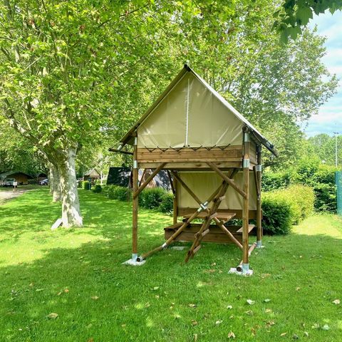 UNUSUAL ACCOMMODATION 2 people - Bivouac on stilts