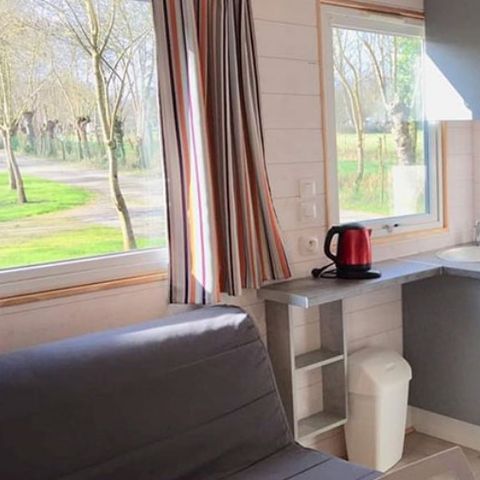 Chalet 4 personen - PREMIUM 36m² (2 kamers) met een overdekt terras van 6m²