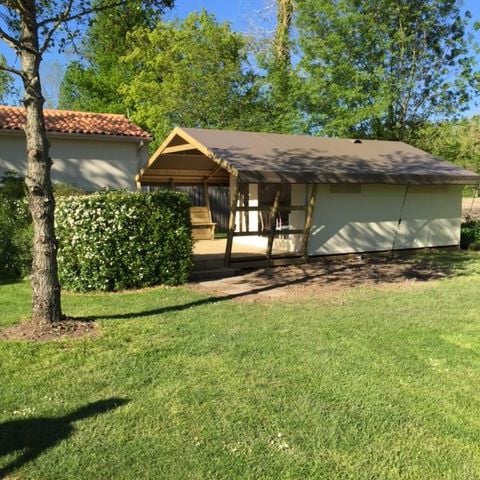 TENTE TOILE ET BOIS 4 personnes - Ecolodge Toile & Bois 30m² (2 chambres - 4 personnes) dont terrasse couverte 8m² - Sans sanitaires