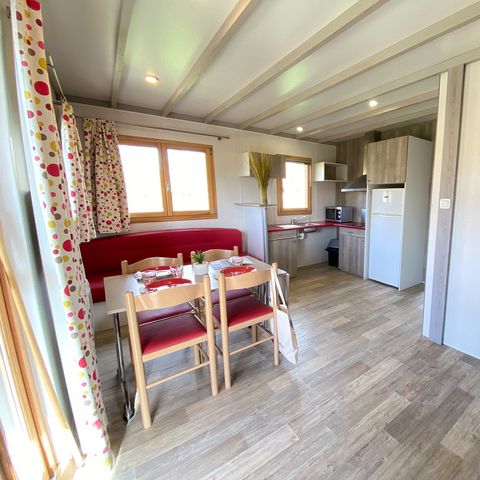 Chalet 4 personen - COMFORT 50m² PMR (2 kamers) inclusief overdekt terras + TV