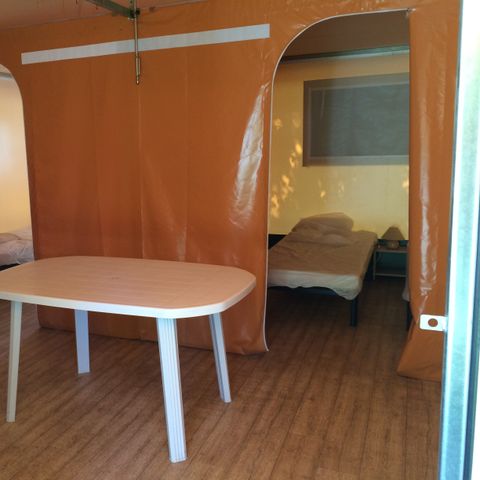 Tent 4 personen - KIWI zonder sanitair