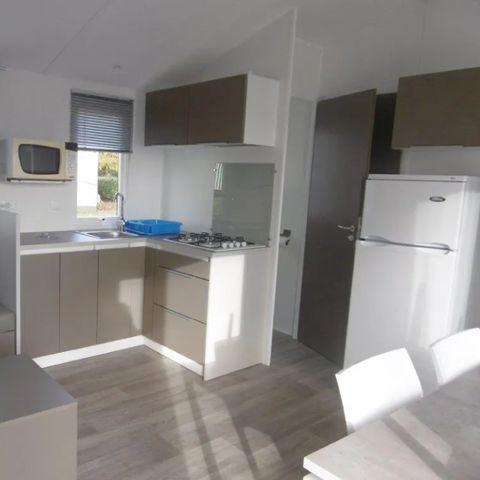 MOBILE HOME 6 people - Confort 35m² - 3 bedrooms + semi-covered terrace + TV