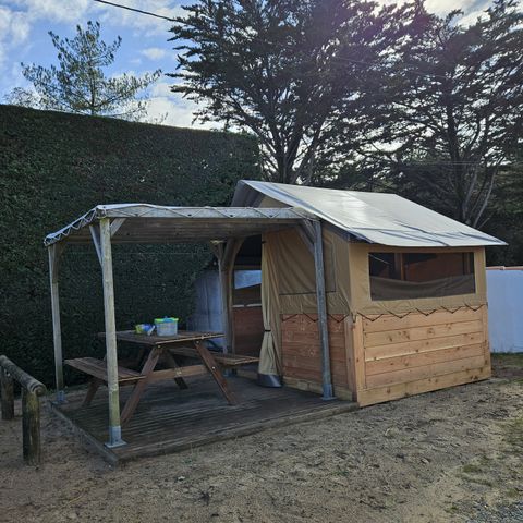 Tent 2 personen - Fietstent (geen keuken, geen sanitair)