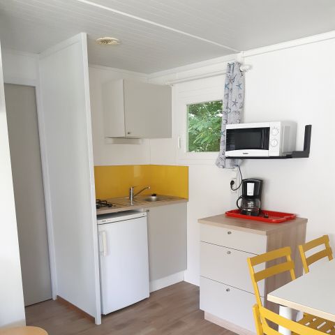 CHALET 6 personnes - CONFORT 4/6 pers 28m² 2 chambres TV - terrasse couverte