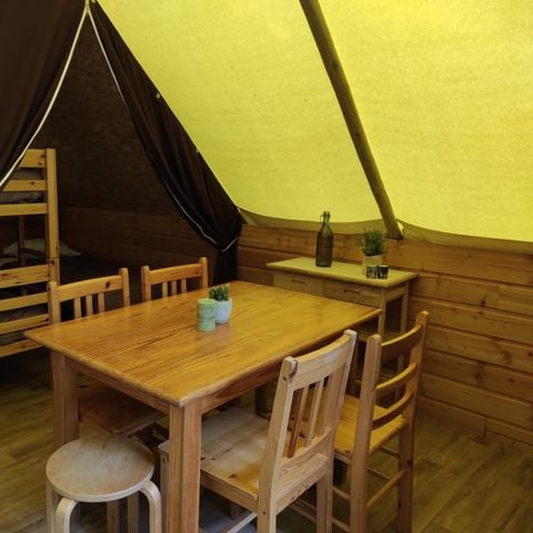 TENT 5 people - LODGE 4/5 pers INSOLITE 2 rooms without bathroom