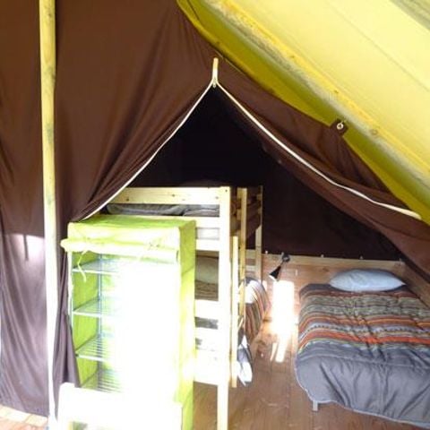 TENT 5 people - LODGE 4/5 pers INSOLITE 2 rooms without bathroom