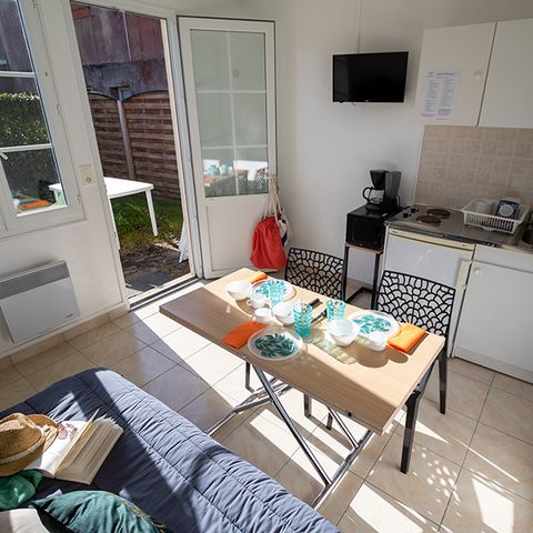 STUDIO 2 personnes - Studio Mimosa - 10 m² sans sanitaires