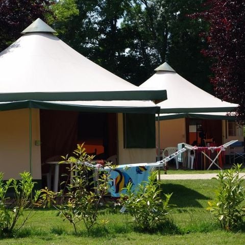 BUNGALOW DE LONA 5 personas - ESTÁNDAR sin instalaciones sanitarias