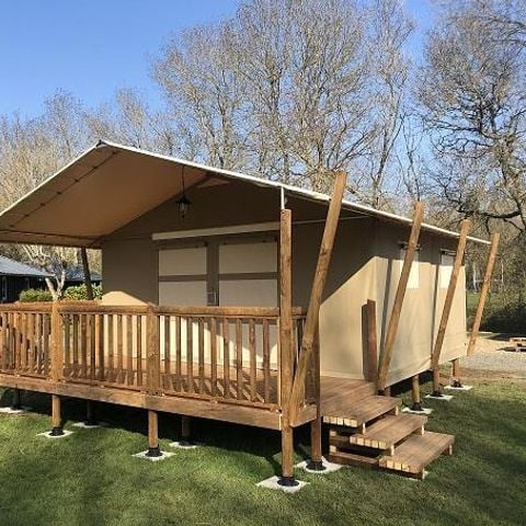 TENTE TOILE ET BOIS 5 personnes - Wood Lodge Confort 25 m2 (2 chambres ) + terrasse couverte