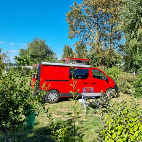 PIAZZOLA - Piazzola < 100 m² (1 tenda + 1 veicolo o 1 camper)