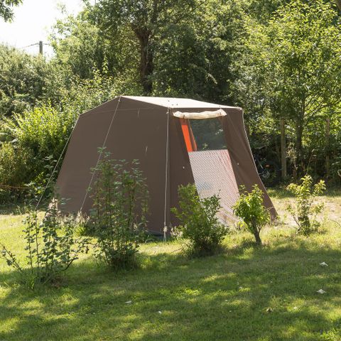 EMPLACEMENT - Emplacement > 100m² ( 1 tente ou 1 caravane + 1 véhicule ou 1 camping-car )