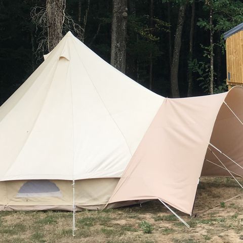 AUßERGEWÖHNLICHE UNTERKUNFT 5 Personen - GLAMPING CABANE ohne Sanitäranlagen