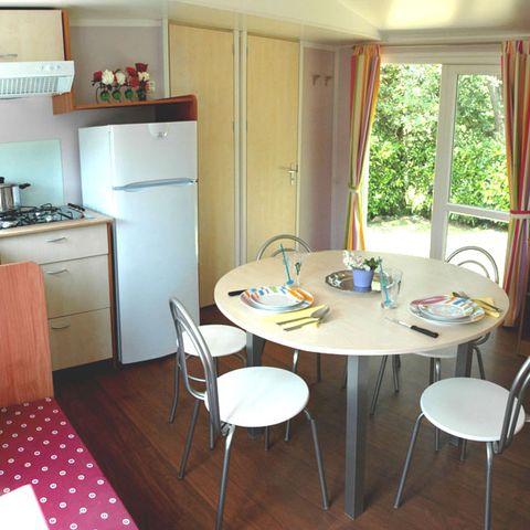 MOBILHEIM 6 Personen - Mobilheim Carnac STANDARD + 32m² (3 Schlafzimmer - 6 Personen) Überdachte Terrasse + TV