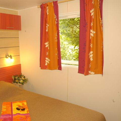 MOBILHEIM 8 Personen - CLASSIC35-3 - Maxi 6 Erwachsene - TV, 3 Schlafzimmer, ca. 35m².