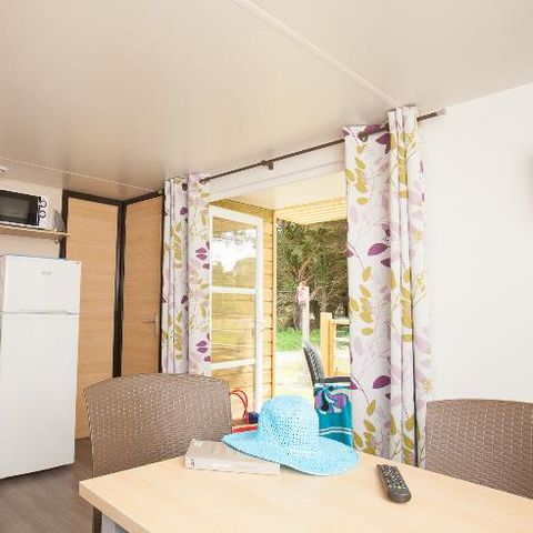 MOBILHOME 6 personnes - CLASSIC 33-2-2 - maxi 4 adultes - TV, 2 chambres - 2 salles d'eau, environ 33m²