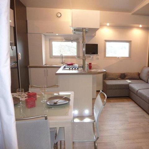 CASA MOBILE 5 persone - CONFORT 35-2-2 (Casa mobile Taos) - TV, 2 camere da letto + 2 bagni (letti a castello), app 35m² - MAX 4 ADULTI /