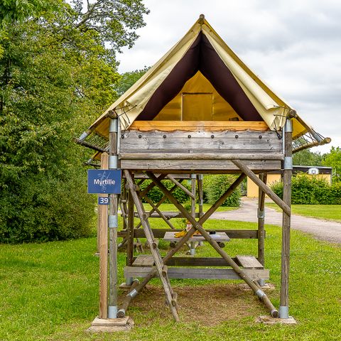 TENDA IN TELA E LEGNO 2 persone - Bivacco su palafitte 1 camera da letto